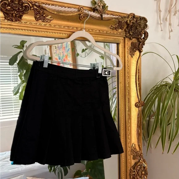 Danielle Guizio Black Skater Skirt - Picture 1 of 6